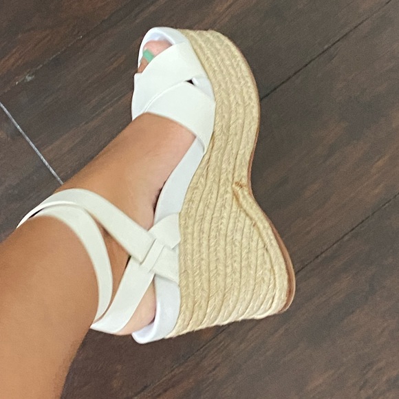 Sandals - Picture 2 of 4